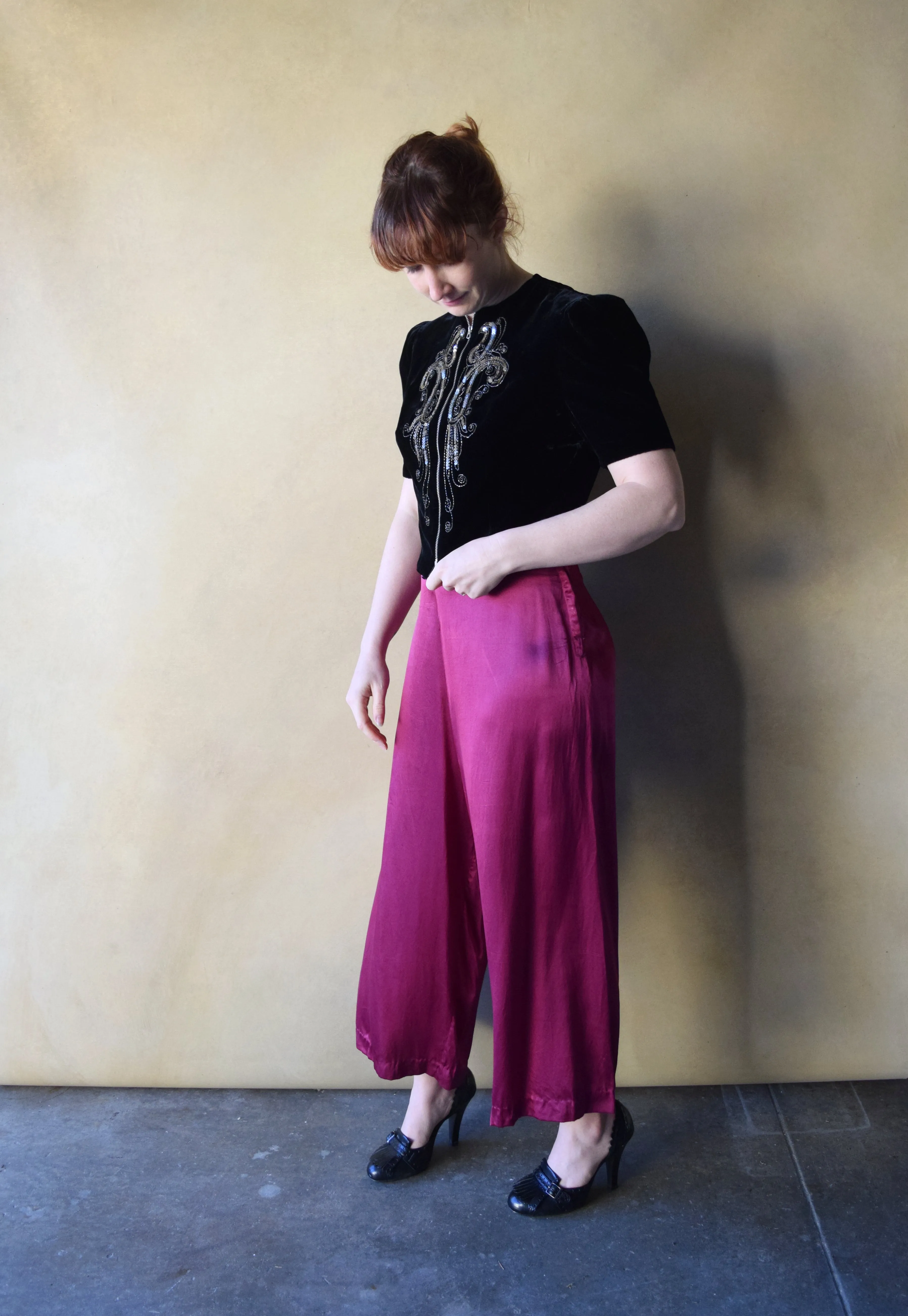 1940s wide leg satin pants . vintage 40s pants . 32 waist