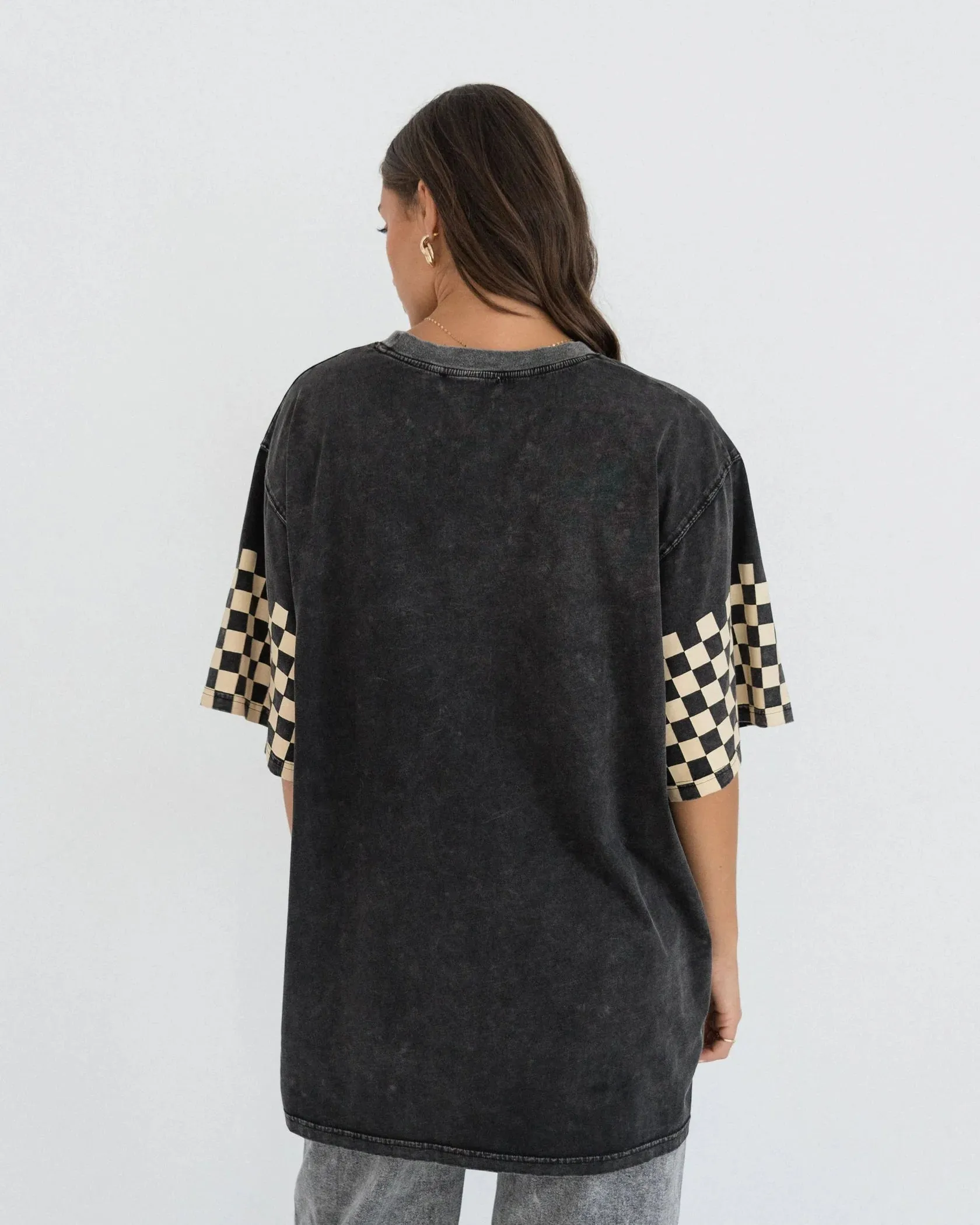Beauty Tee - Charcoal