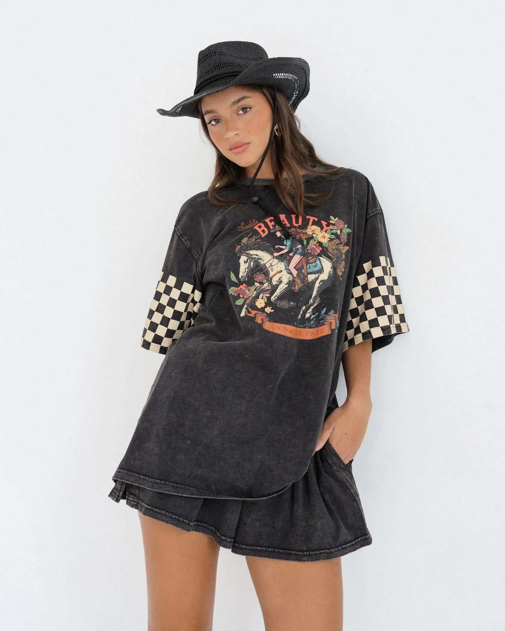 Beauty Tee - Charcoal