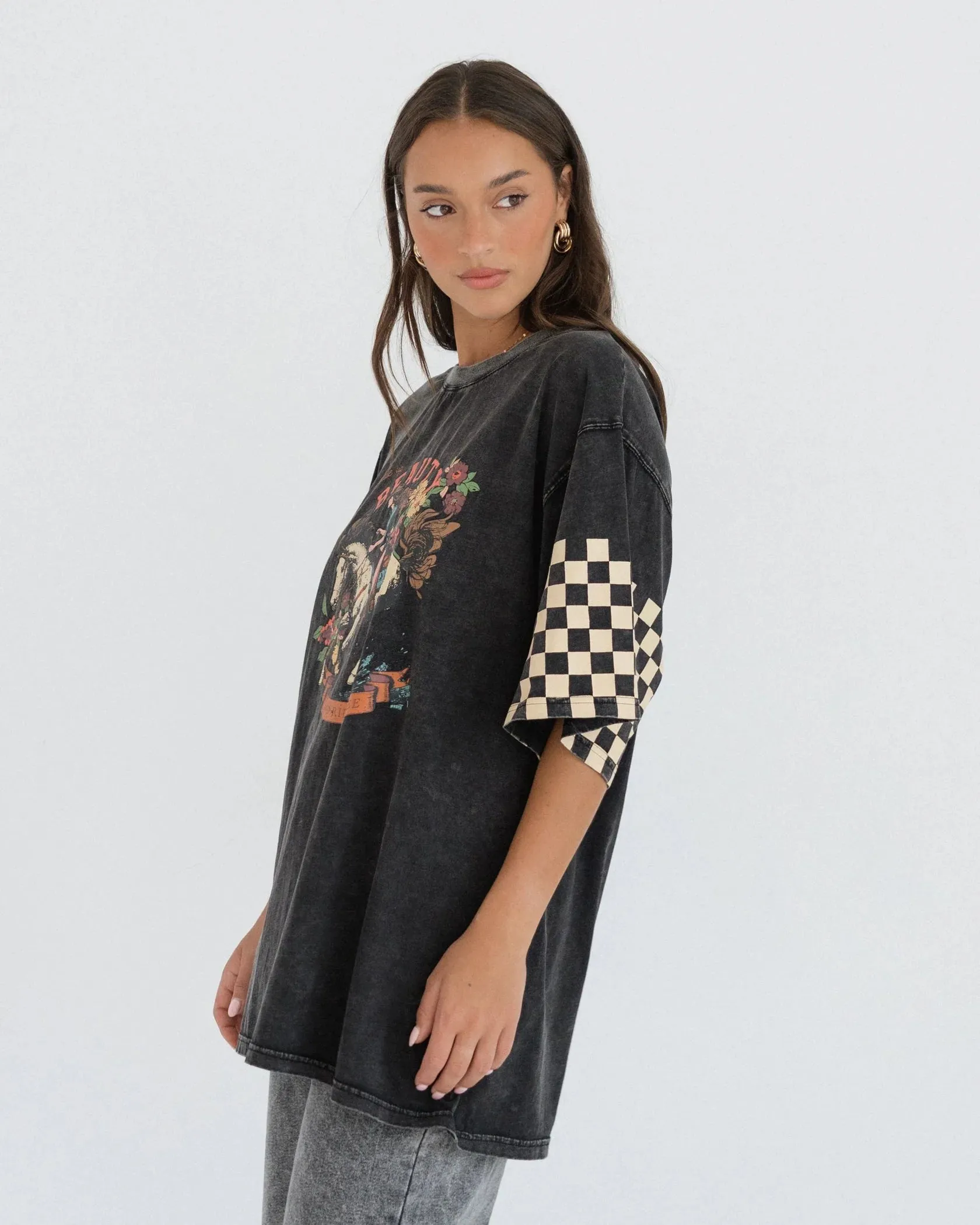 Beauty Tee - Charcoal