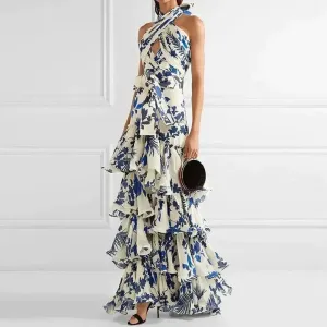 Belinda - Stylish halterneck dress