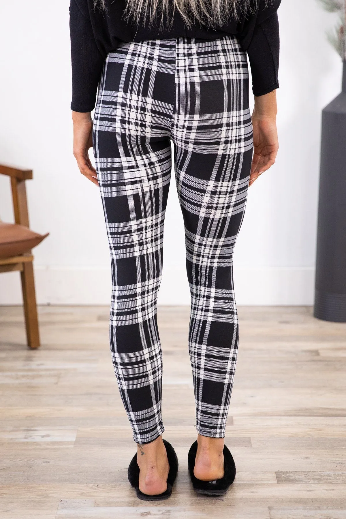 Black and White Plaid Leggings