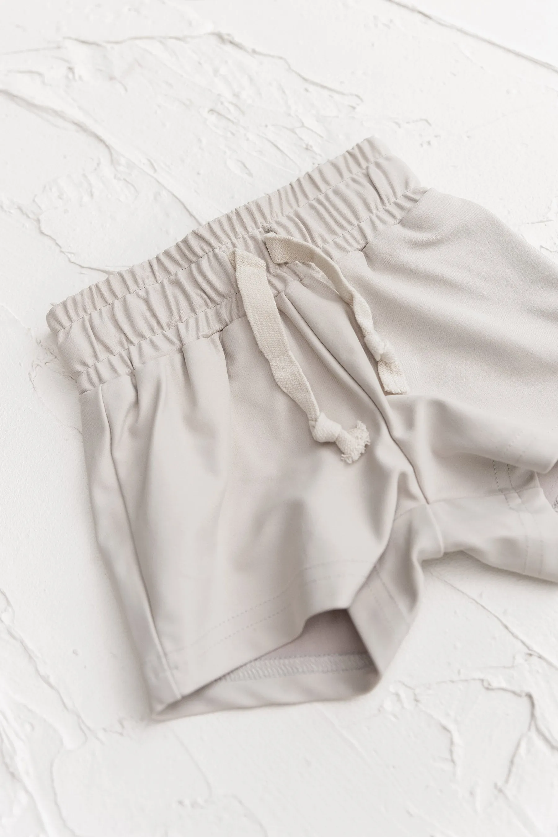 Cinnamon Trunks - Mushroom Grey