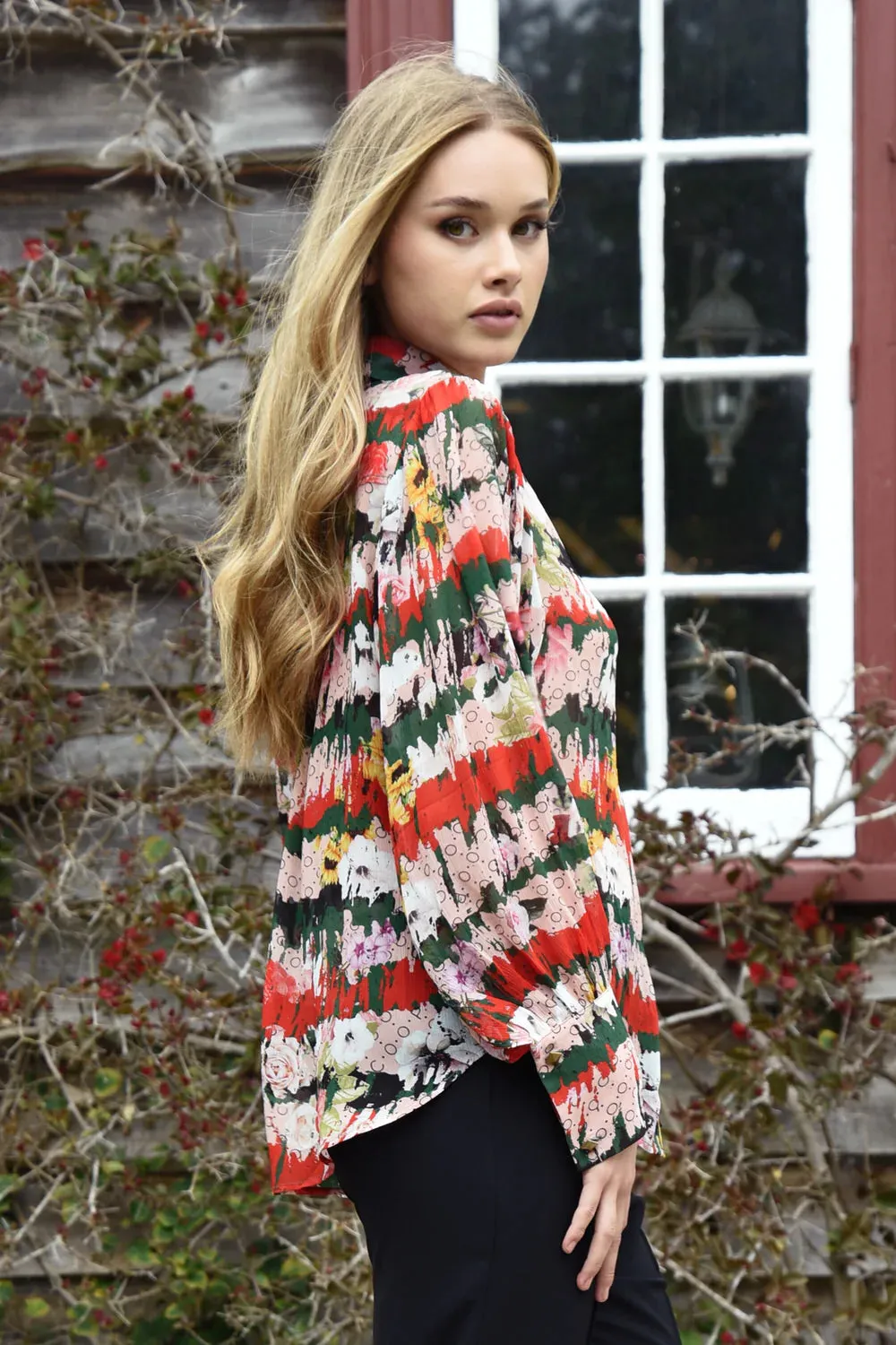 Collar Sign Shirt - Red & Green
