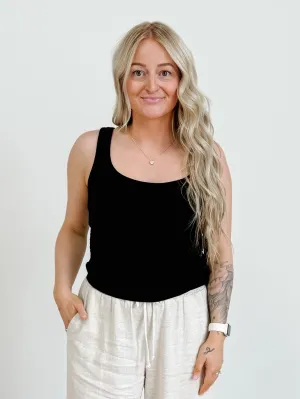DEX Sleeveless Essential Tank in Black