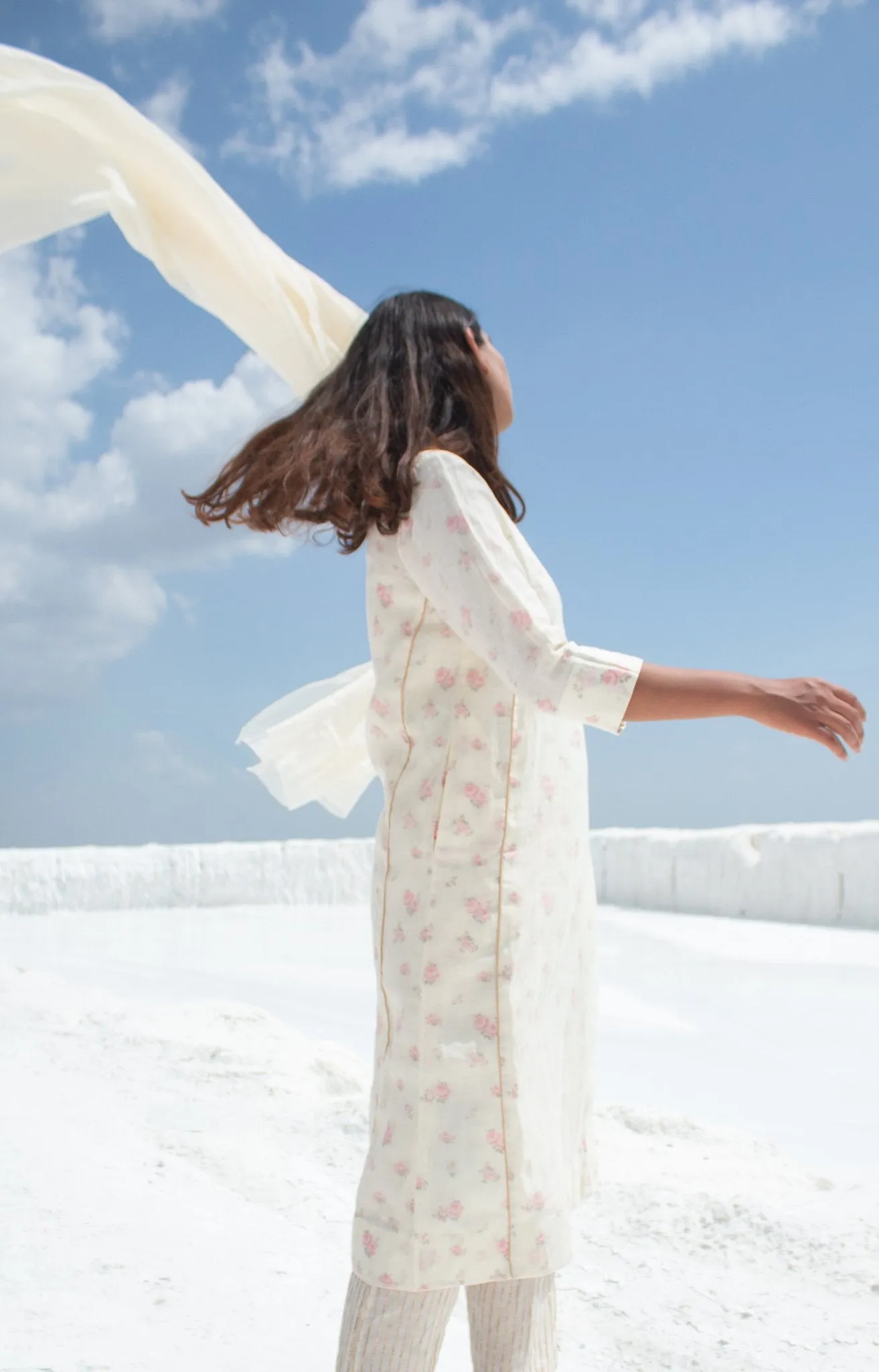 Dot   I   Kurta-Pants-And-Dupatta