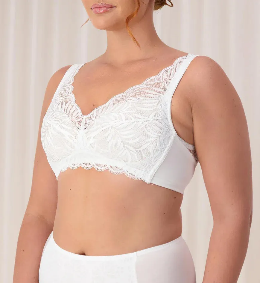 ESSENTIAL LACE WIREFREE BRA WHITE