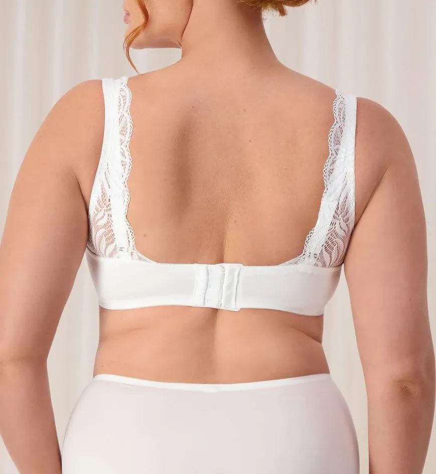 ESSENTIAL LACE WIREFREE BRA WHITE