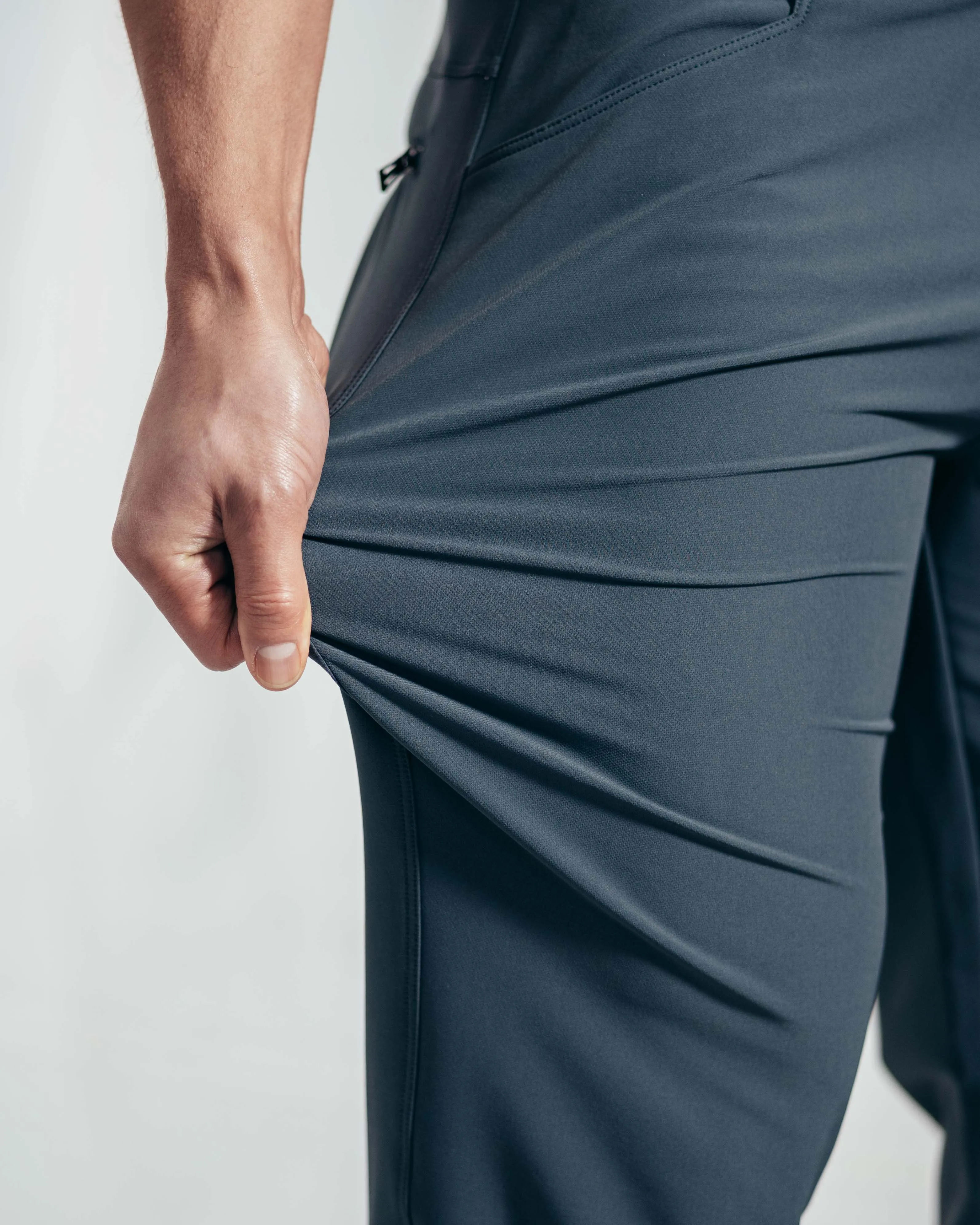 Explorer Trouser 2.0 - Charcoal
