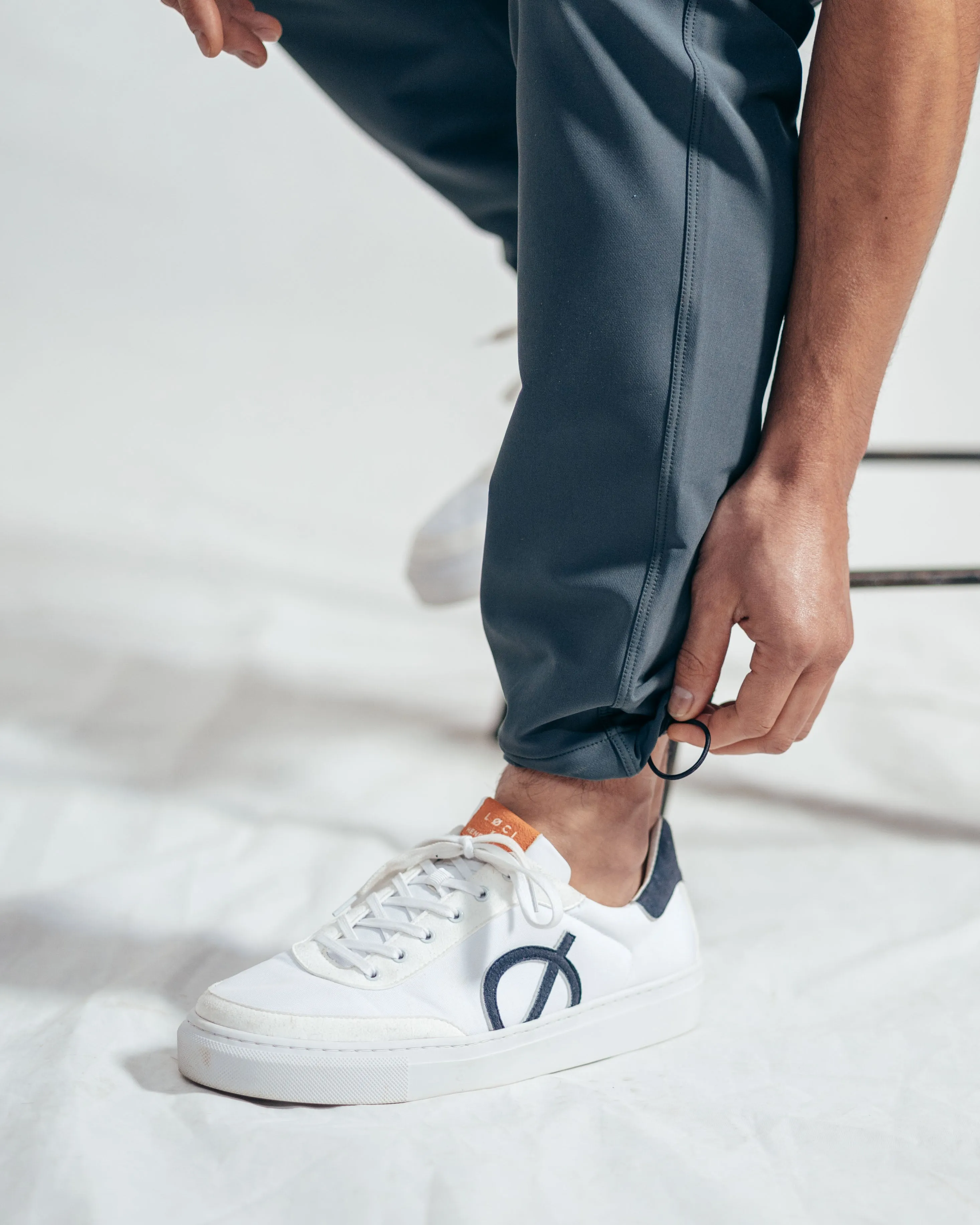 Explorer Trouser 2.0 - Charcoal