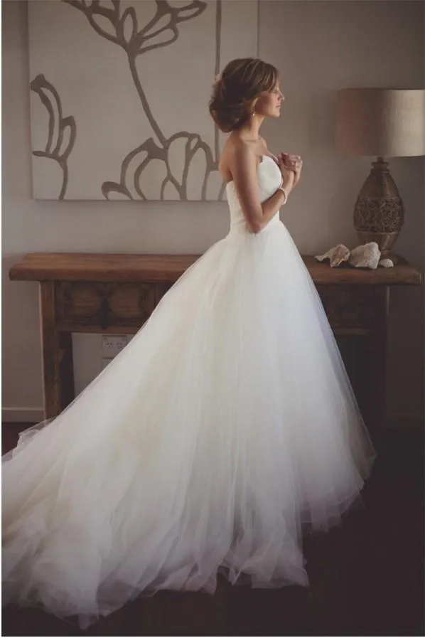 Feather Sweetheart Wedding Dress with Romantic Tulle Skirt