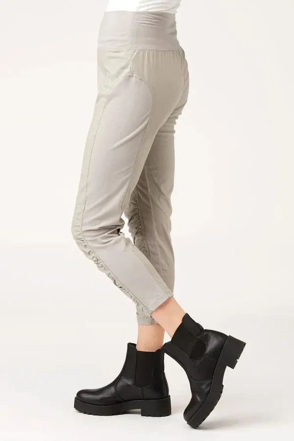 High Waist Jetter Crop