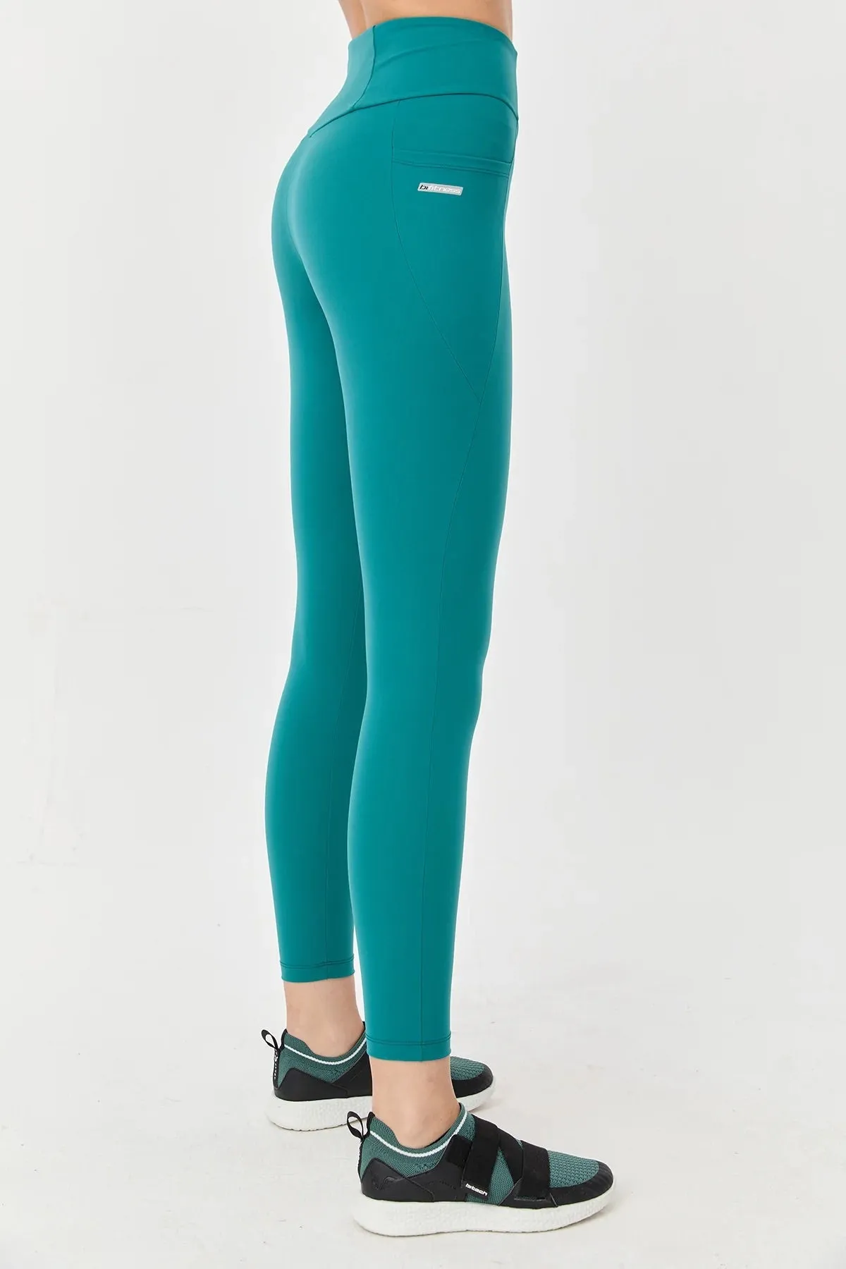High Waist Side Pocket Leggings in Green