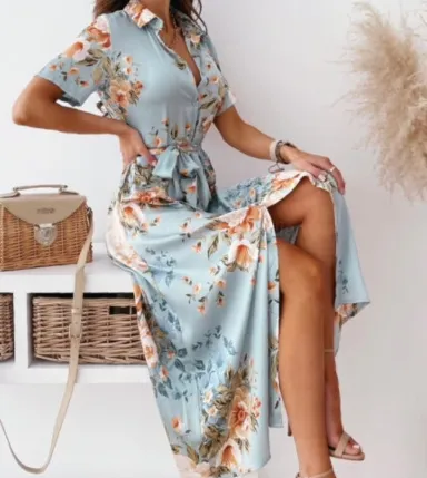 Lourdes - V-neck midi dress with short sleeves