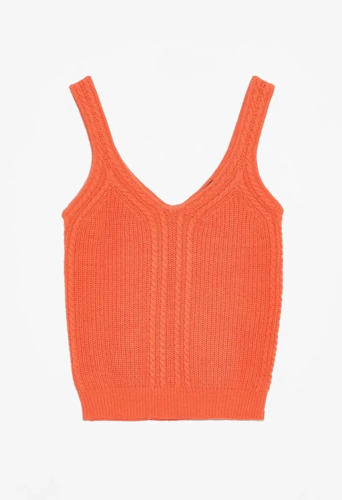 Lyam Knit