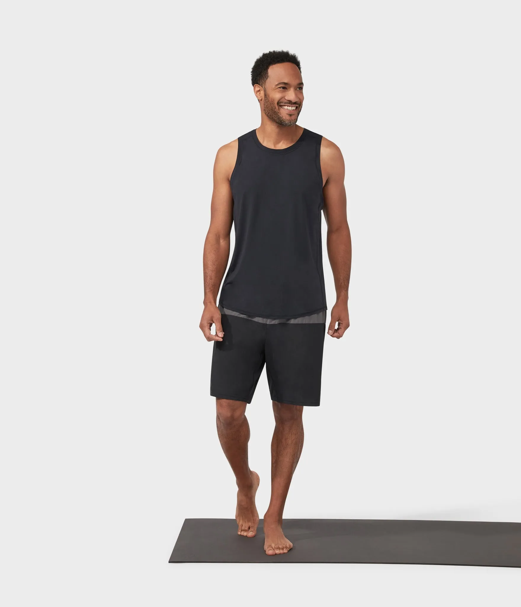 Manduka Apparel - Men's Pro Top - Tech Slim Fit Tank - Black