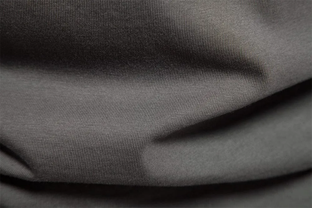 Men’s Modern Zip Polo Shirt with Long Sleeves