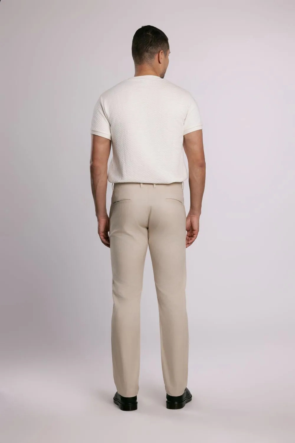 MOC - Celana Panjang Chinos Pria Oswald - Beige