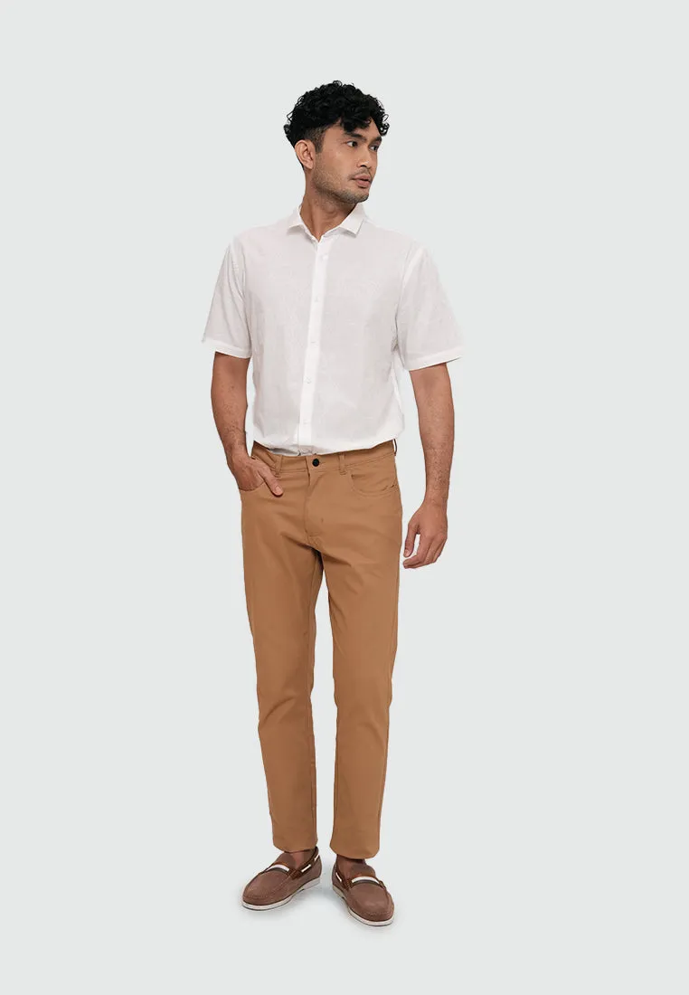 MOC Celana Panjang Chinos Pria Slim Fit HOVE-CAMEL