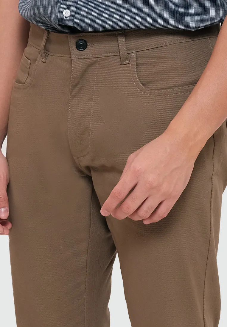 MOC Celana Panjang Chinos Pria Slim Fit HOVE-DARK BROWN