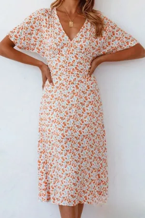 Nevaeh - Trapeze dresses with V-neck and print