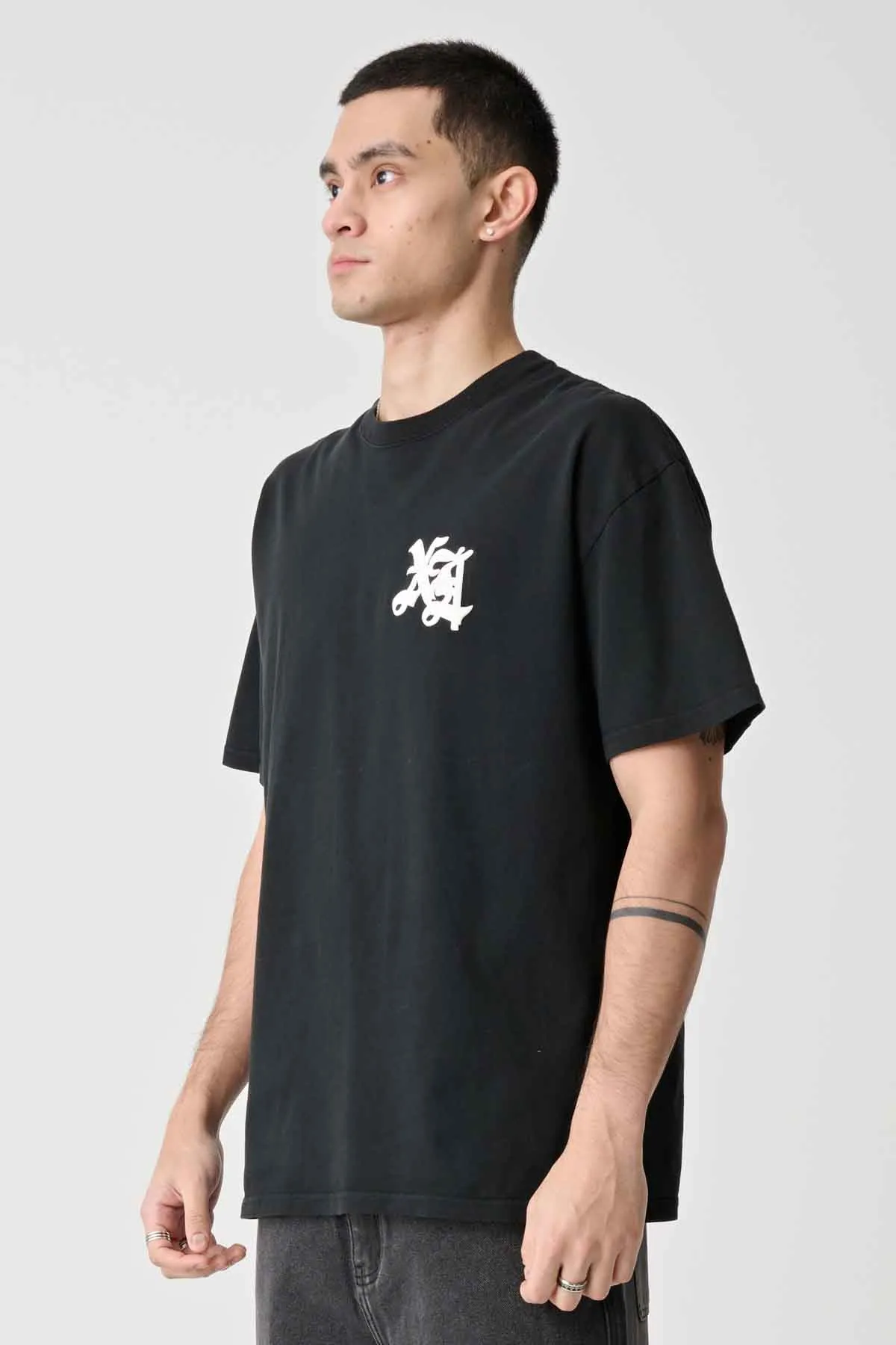 OLD ENGLISH TEE - PIGMENT BLACK