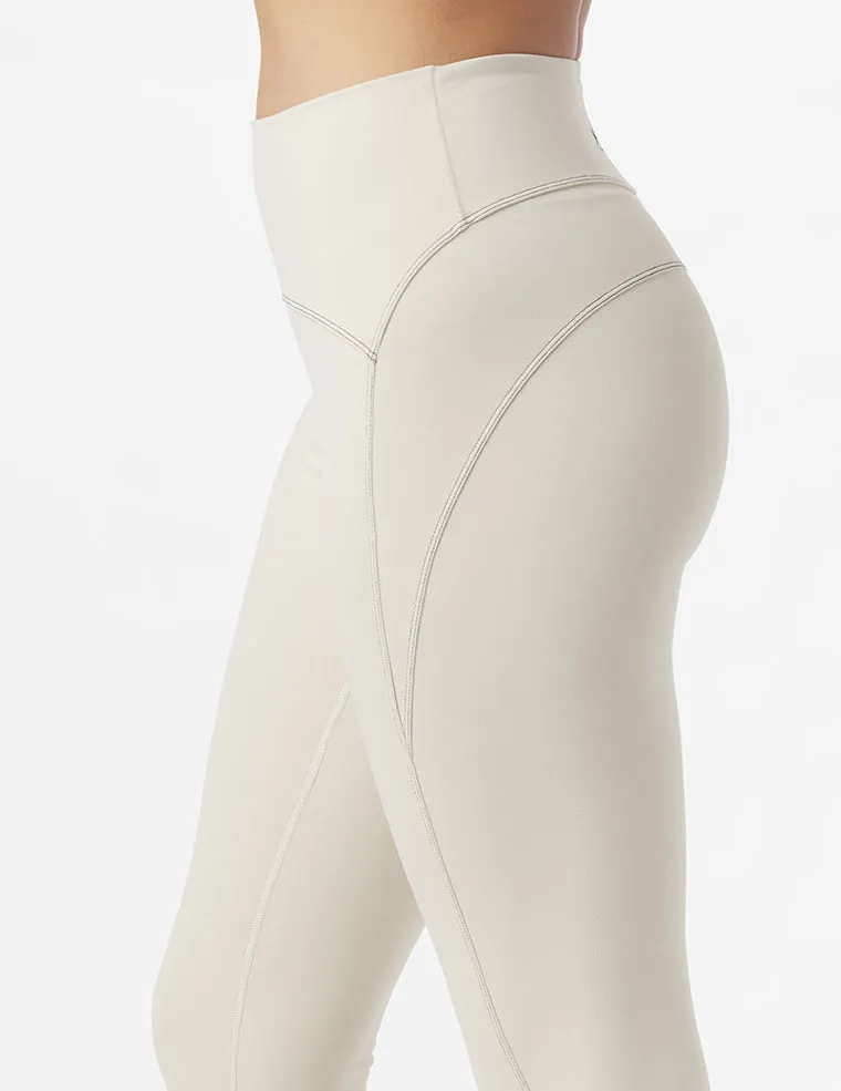 Racetrack Legging: Oatmilk