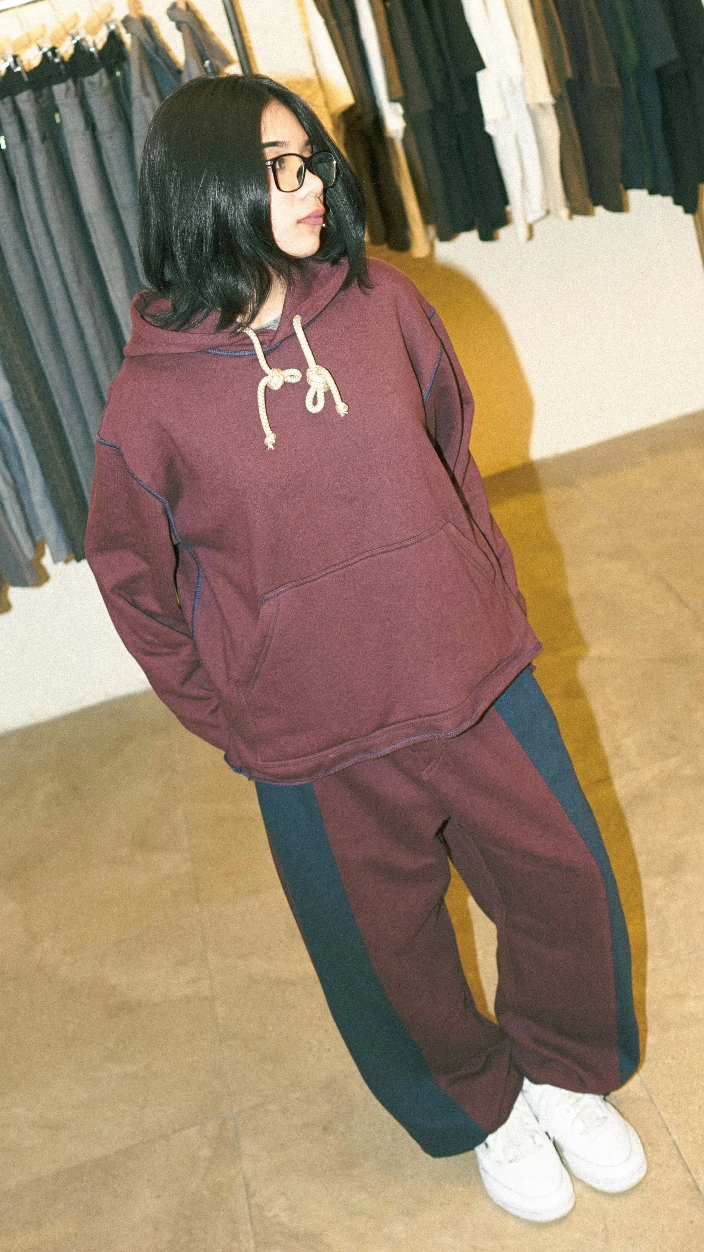 ROGUE SPLIT WIDE PANTS IN BURGUNDY/NAVY