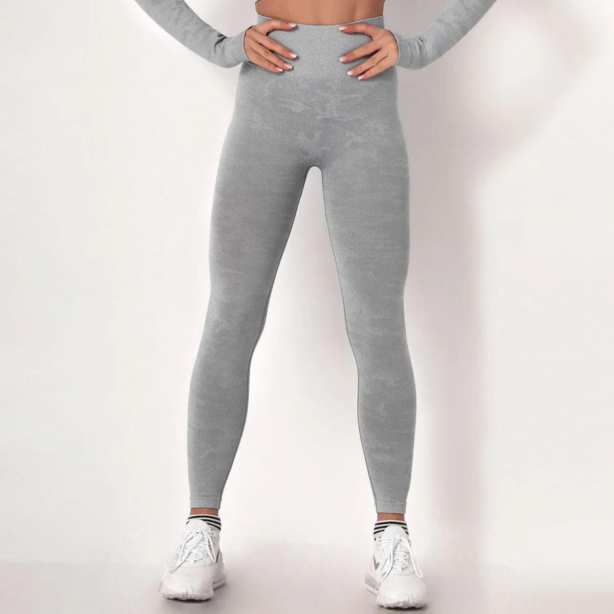 SecondSkin Camo Seamless Sports Leggings