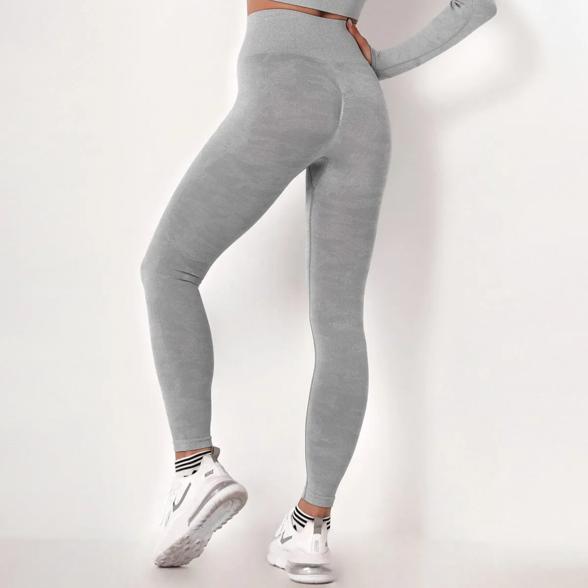 SecondSkin Camo Seamless Sports Leggings