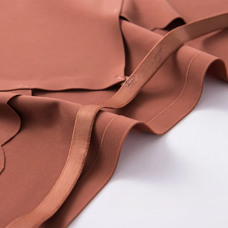 Sexy Ice Silk Lift Hip Low Waist Panties No Trace Invisible Sports Triangle Pants