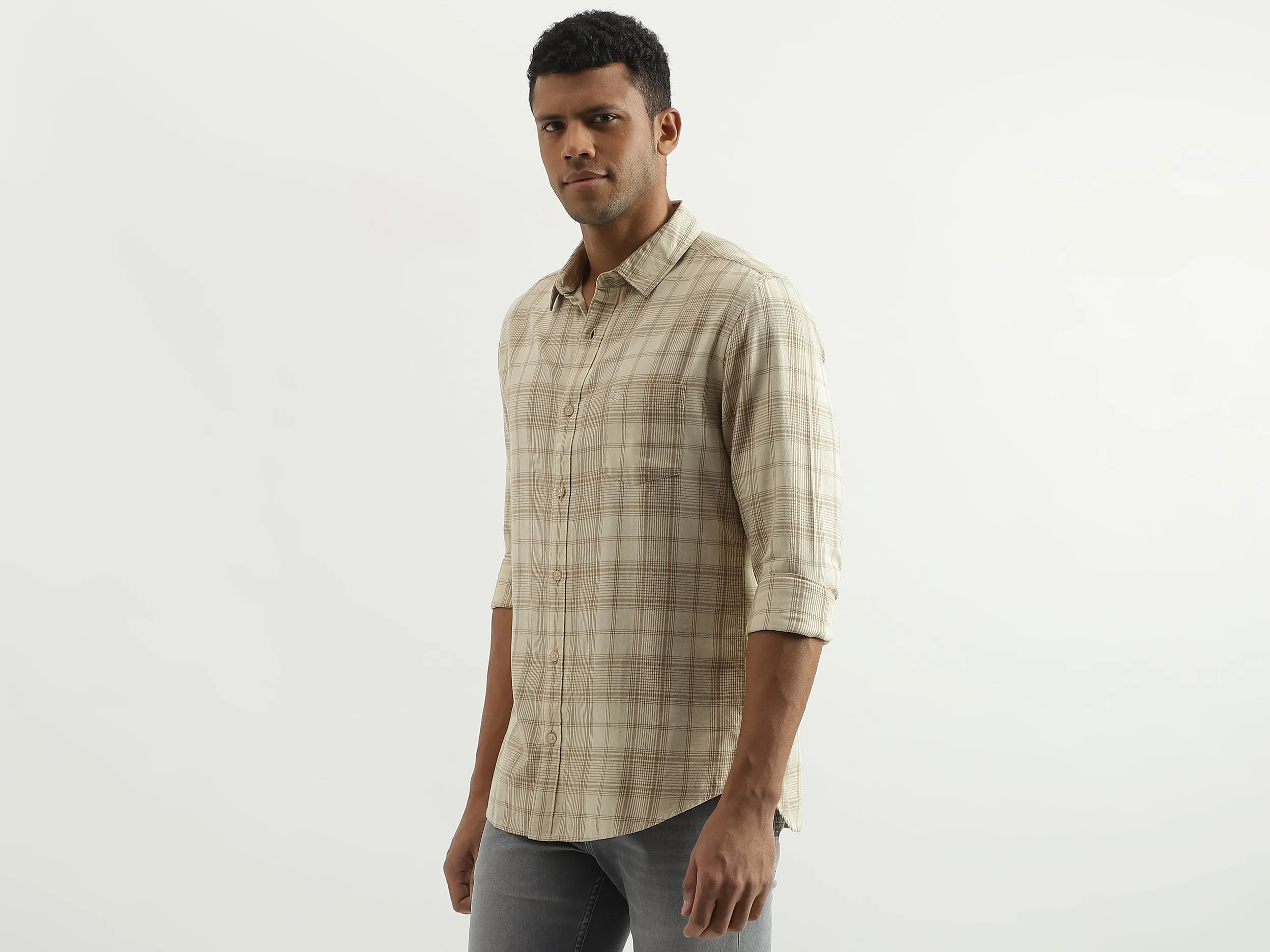 Slim Fit Spread Collar Checked Shirt