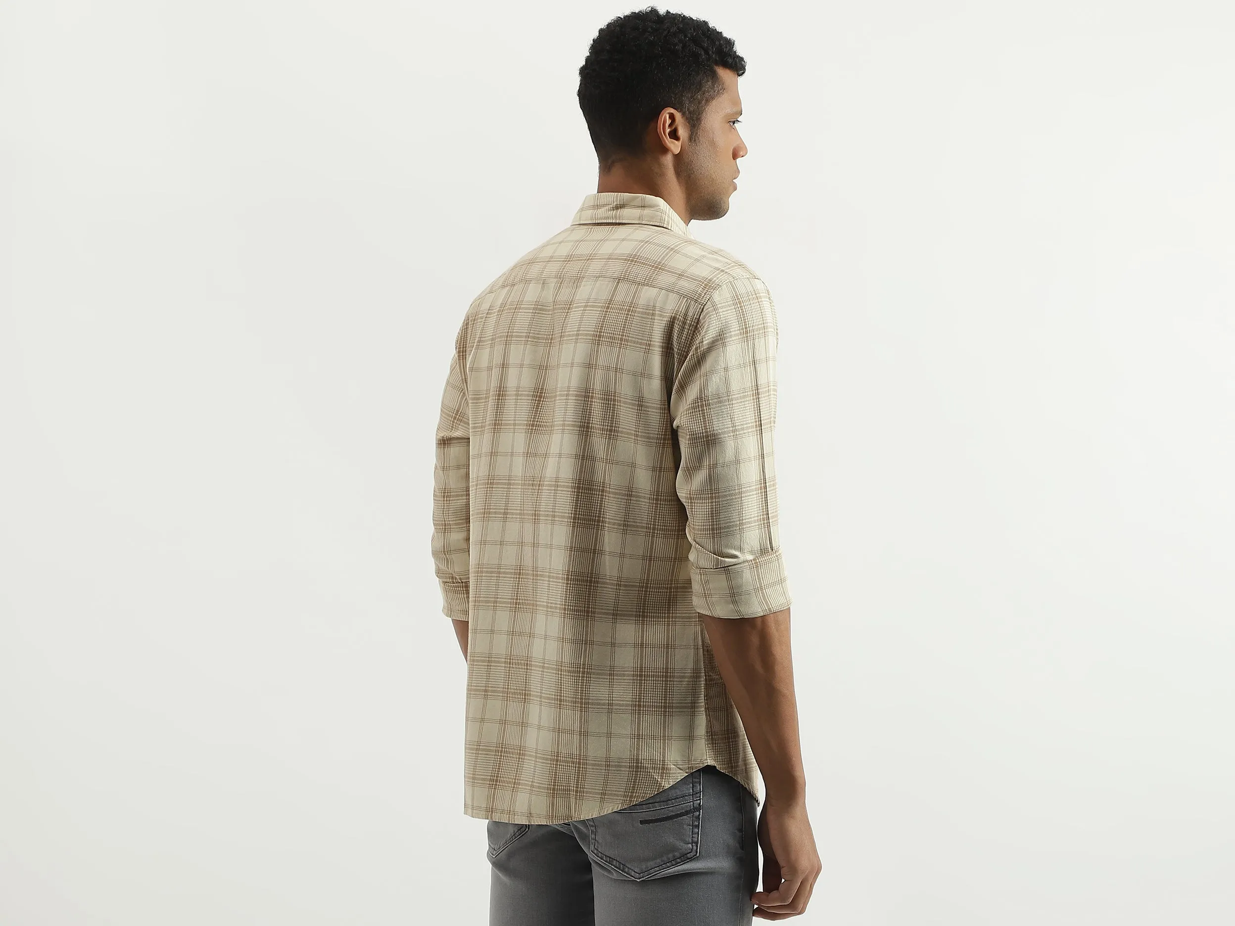 Slim Fit Spread Collar Checked Shirt