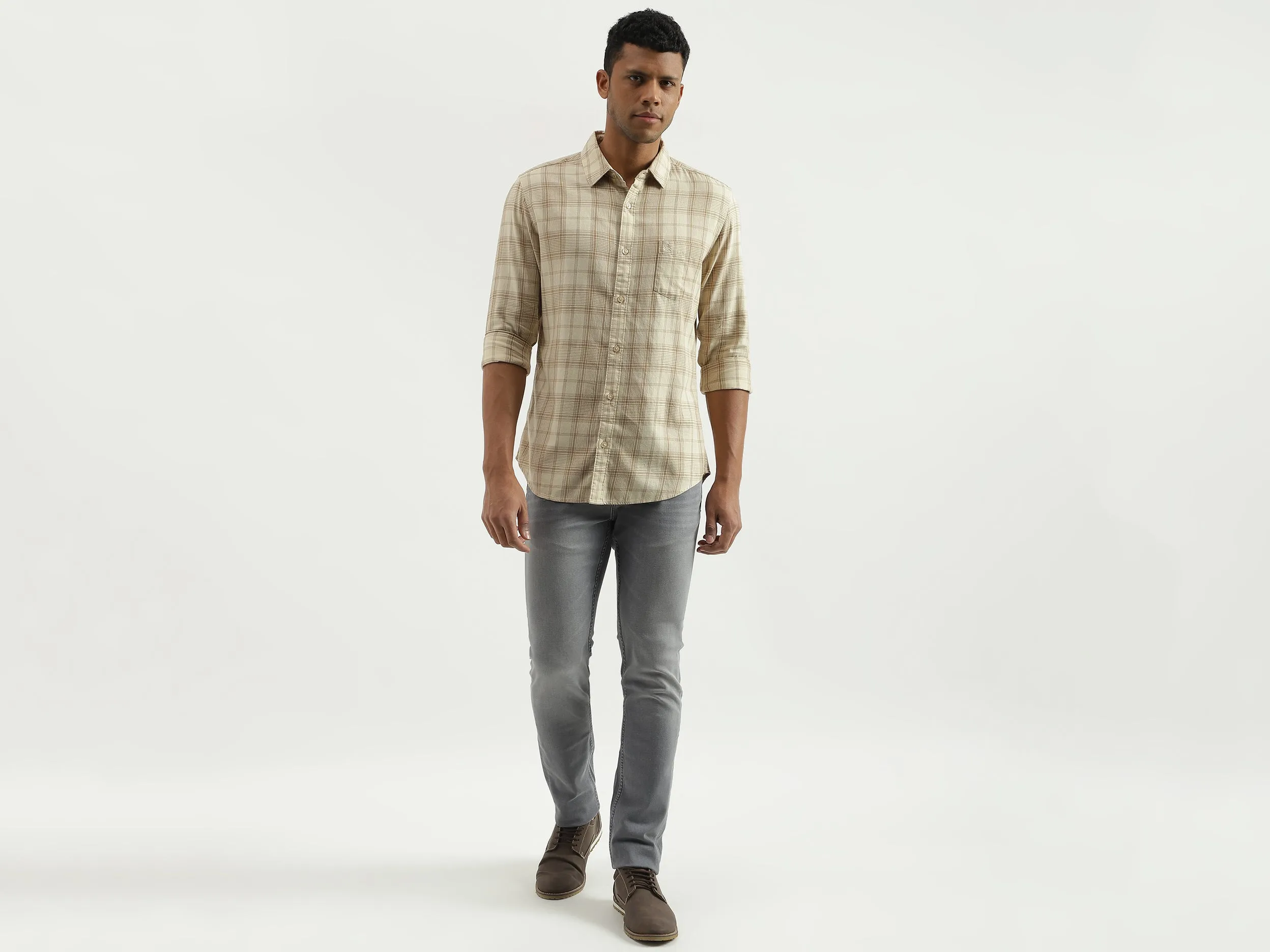 Slim Fit Spread Collar Checked Shirt