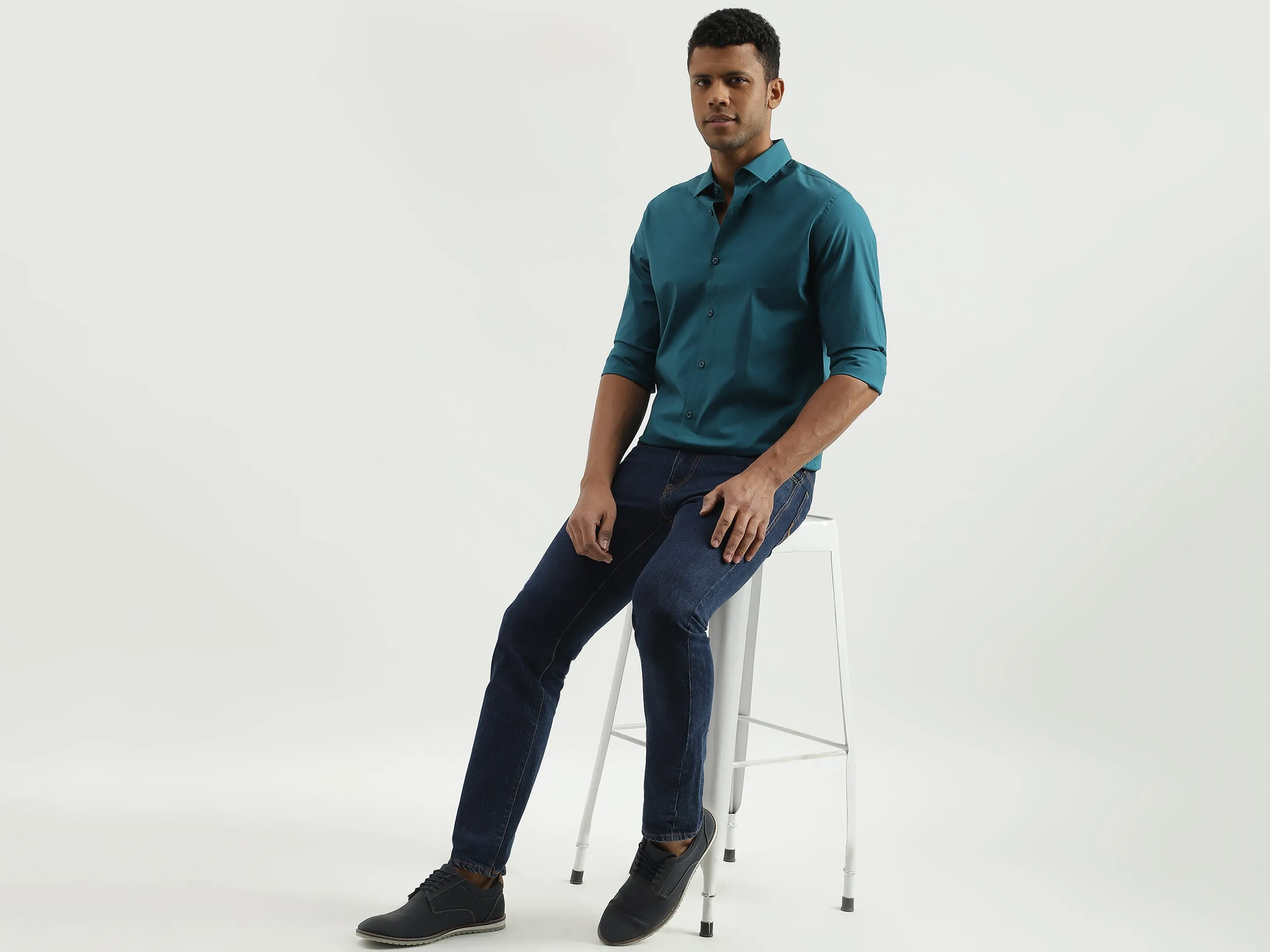 Slim Fit Spread Collar Solid Shirt