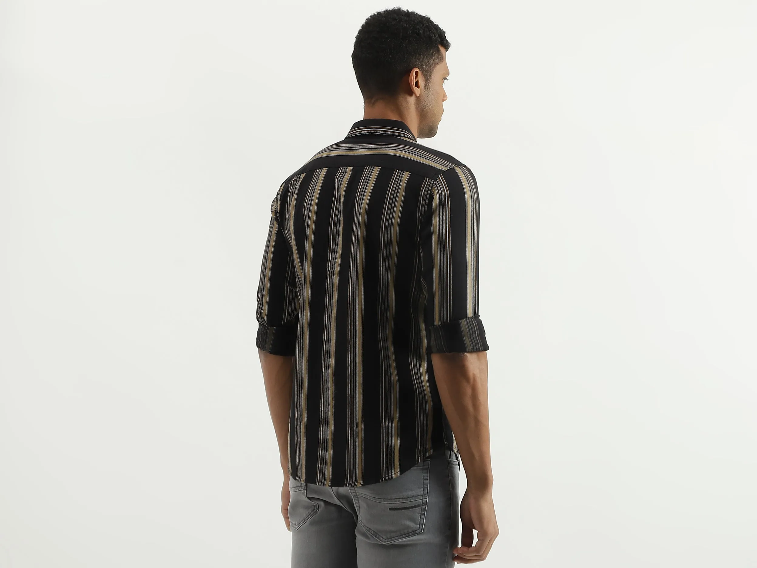 Slim Fit Spread Collar Striped Shirt