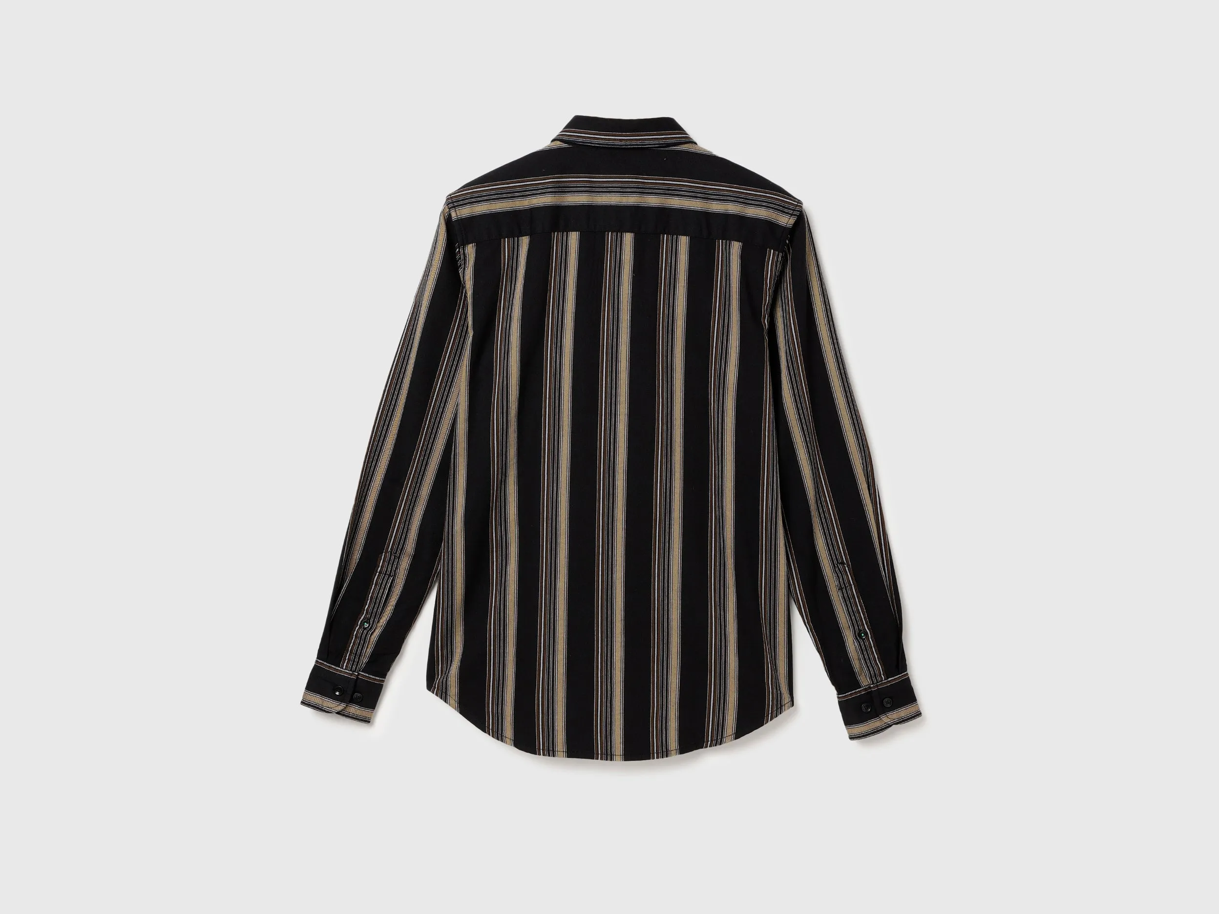 Slim Fit Spread Collar Striped Shirt