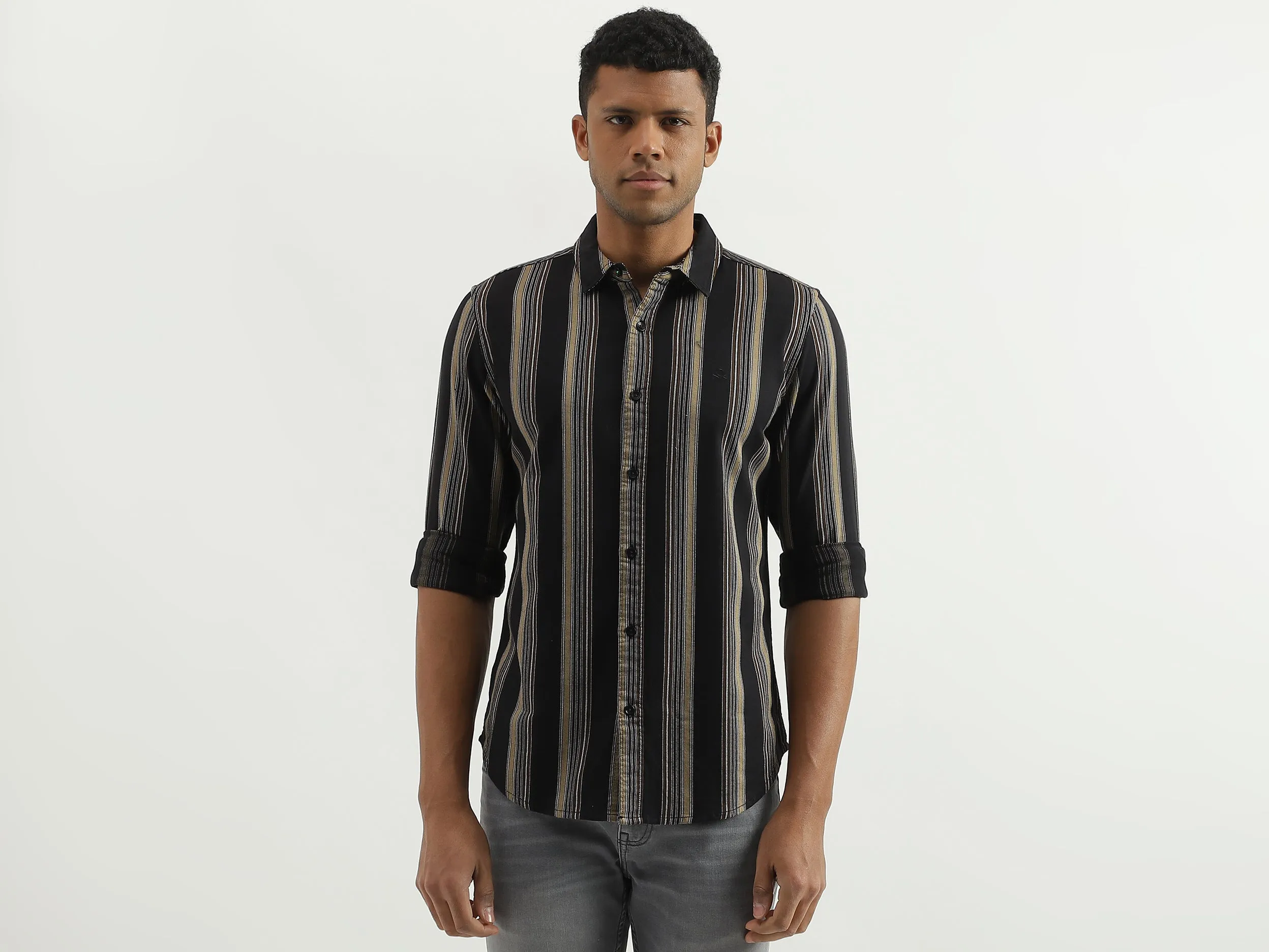 Slim Fit Spread Collar Striped Shirt