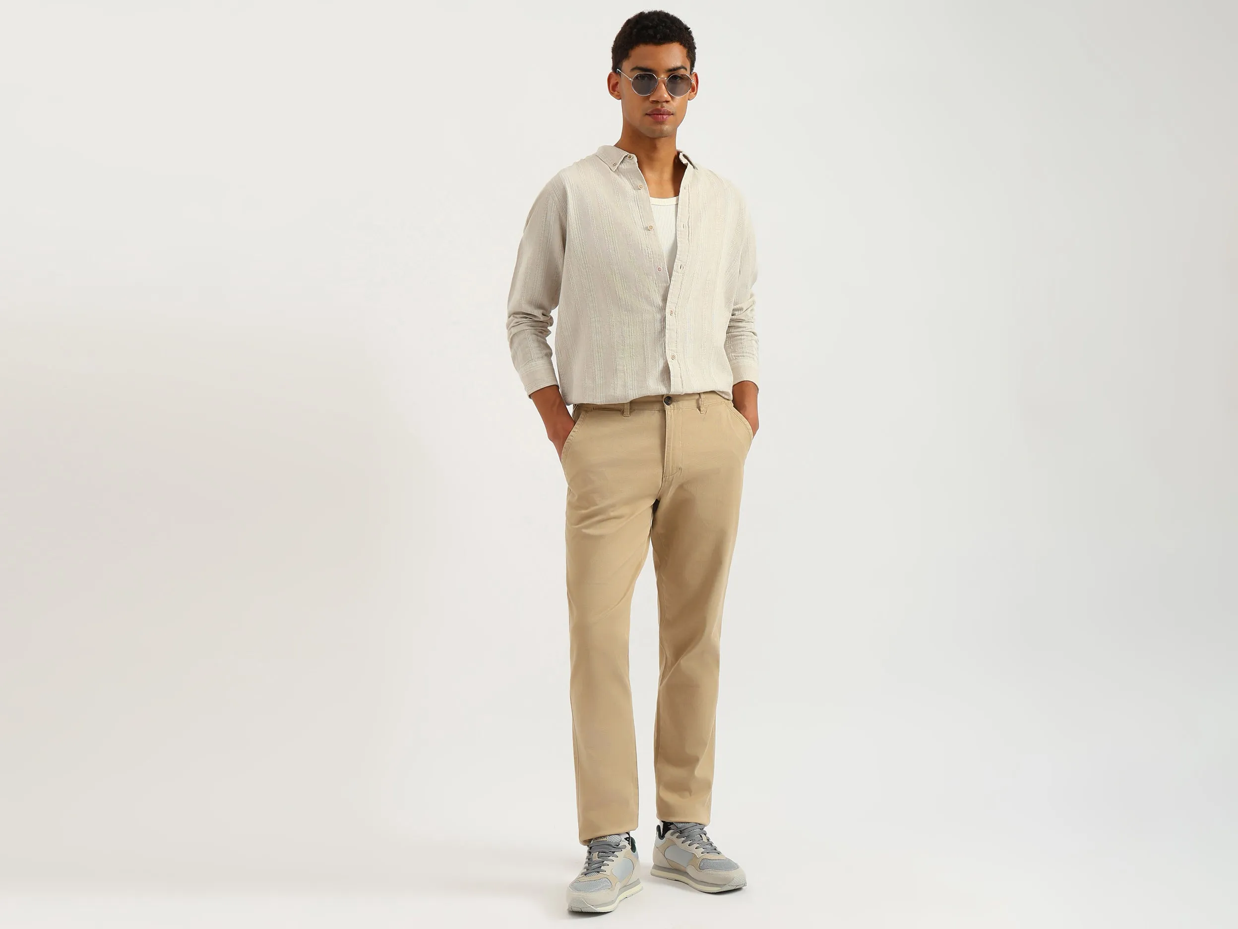 Solid Slim Fit Chinos Trousers