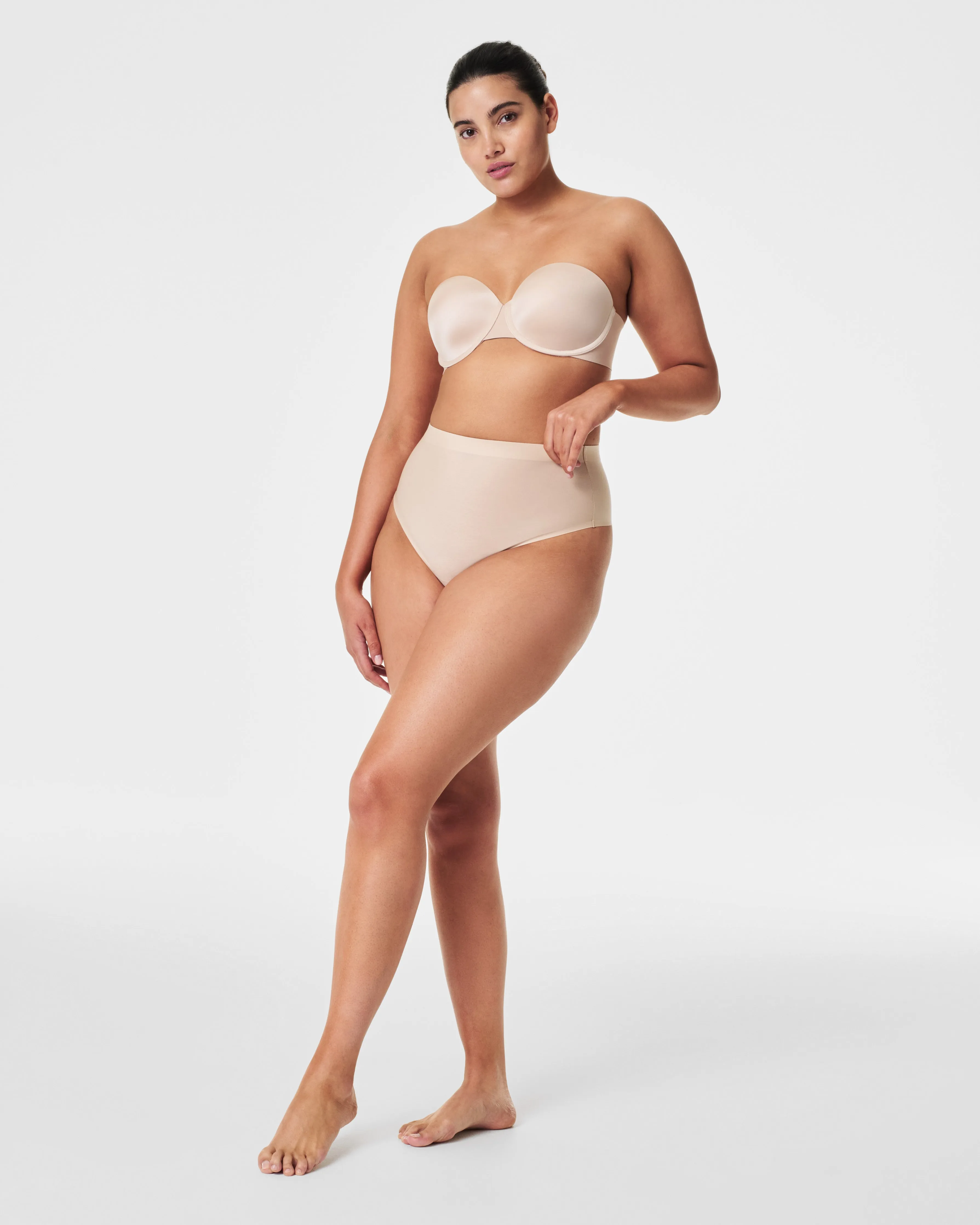 SPANXshape™ Sheer Elegance Control Thong