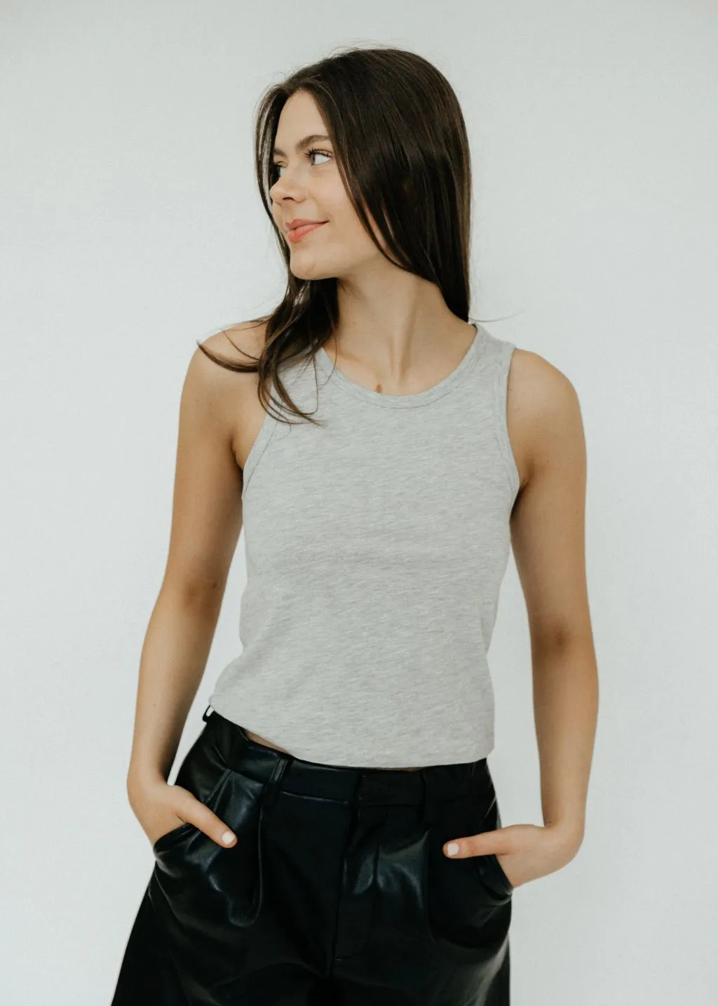 Éterne Fitted Tank in Heather Grey