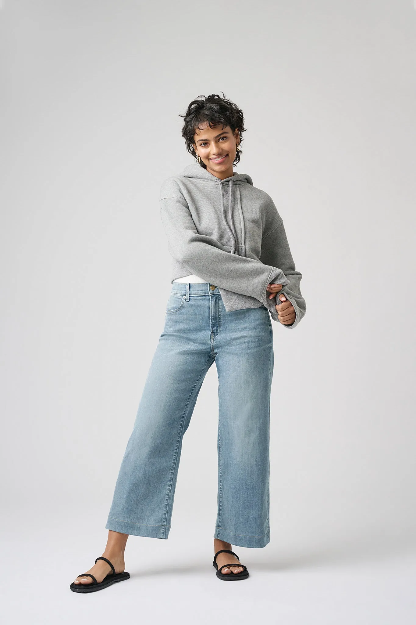 The Malibu Wide Denim Cropped  |  Pebble
