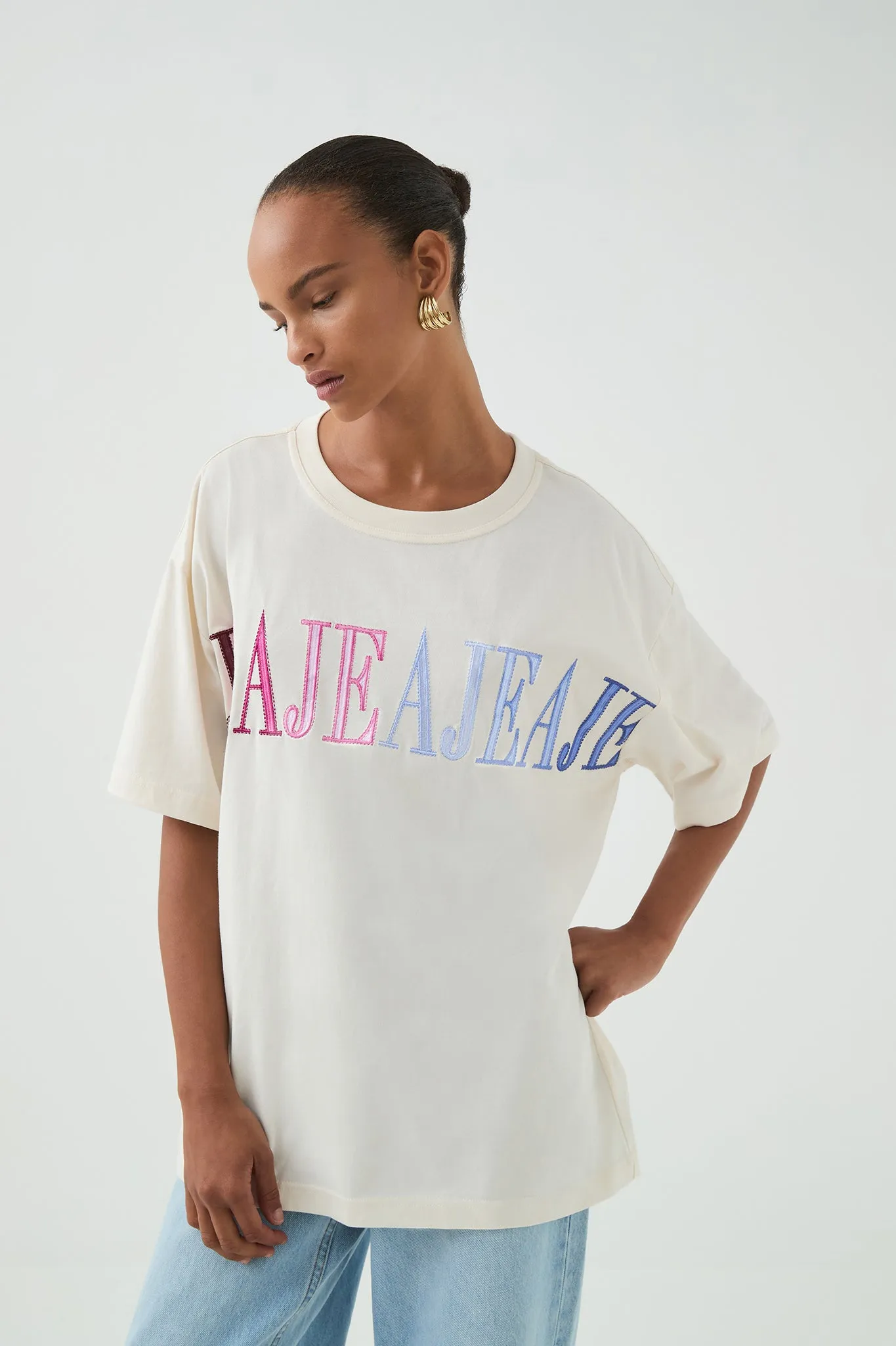 Vie Oversized Logo Tee