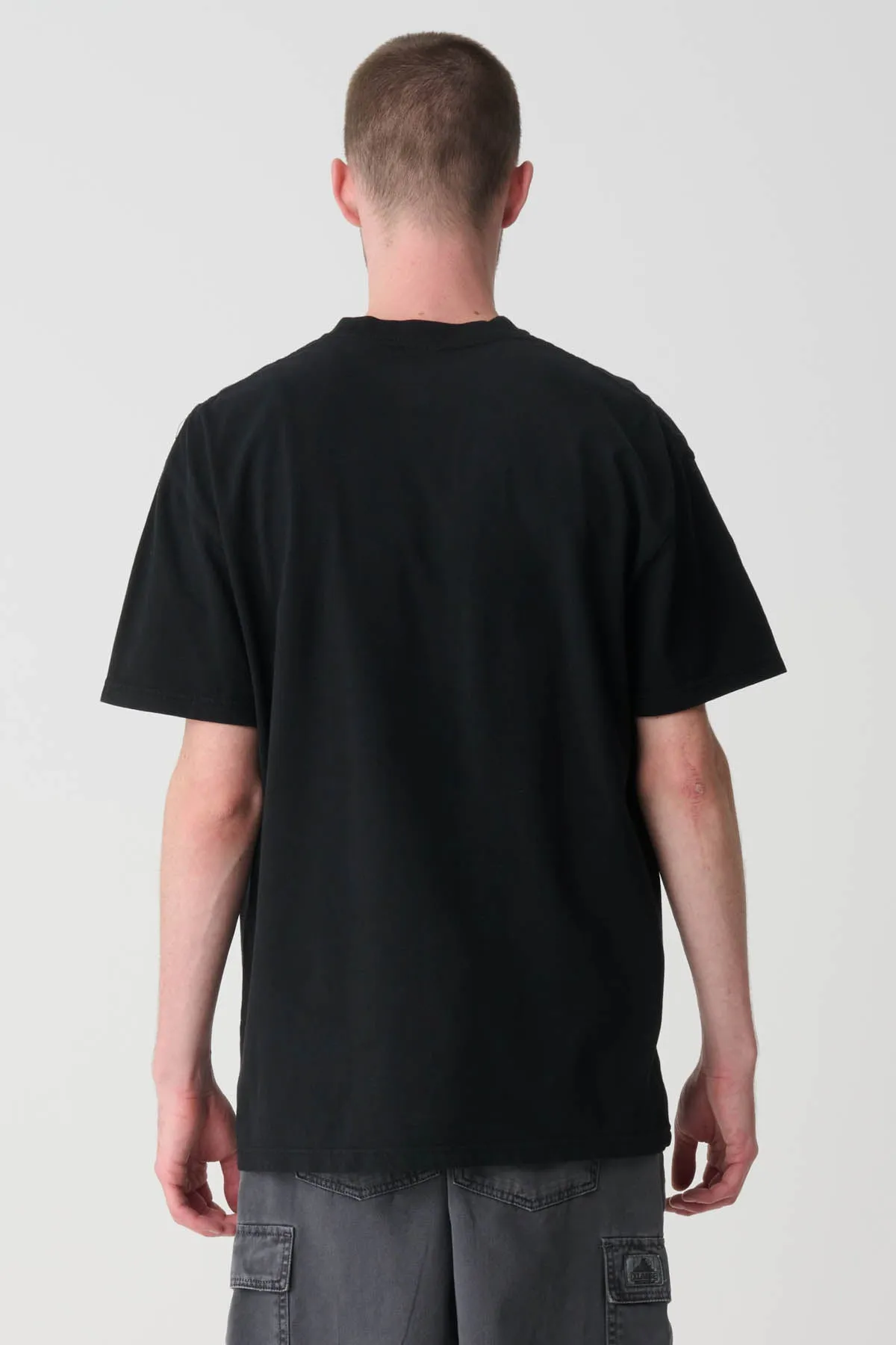 WALL TEE - PIGMENT BLACK