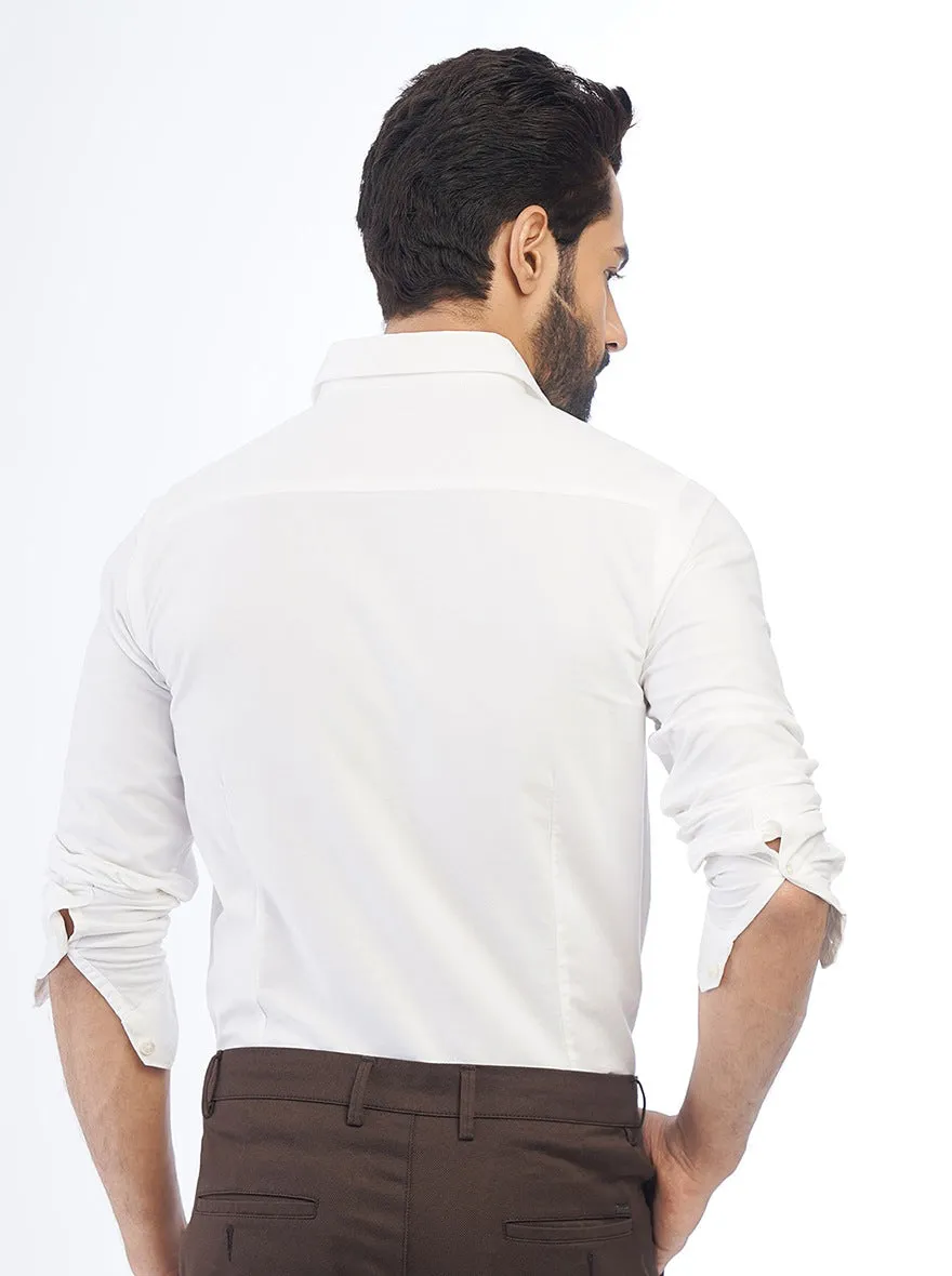 White Solid Slim Fit Casual Shirt | JadeBlue