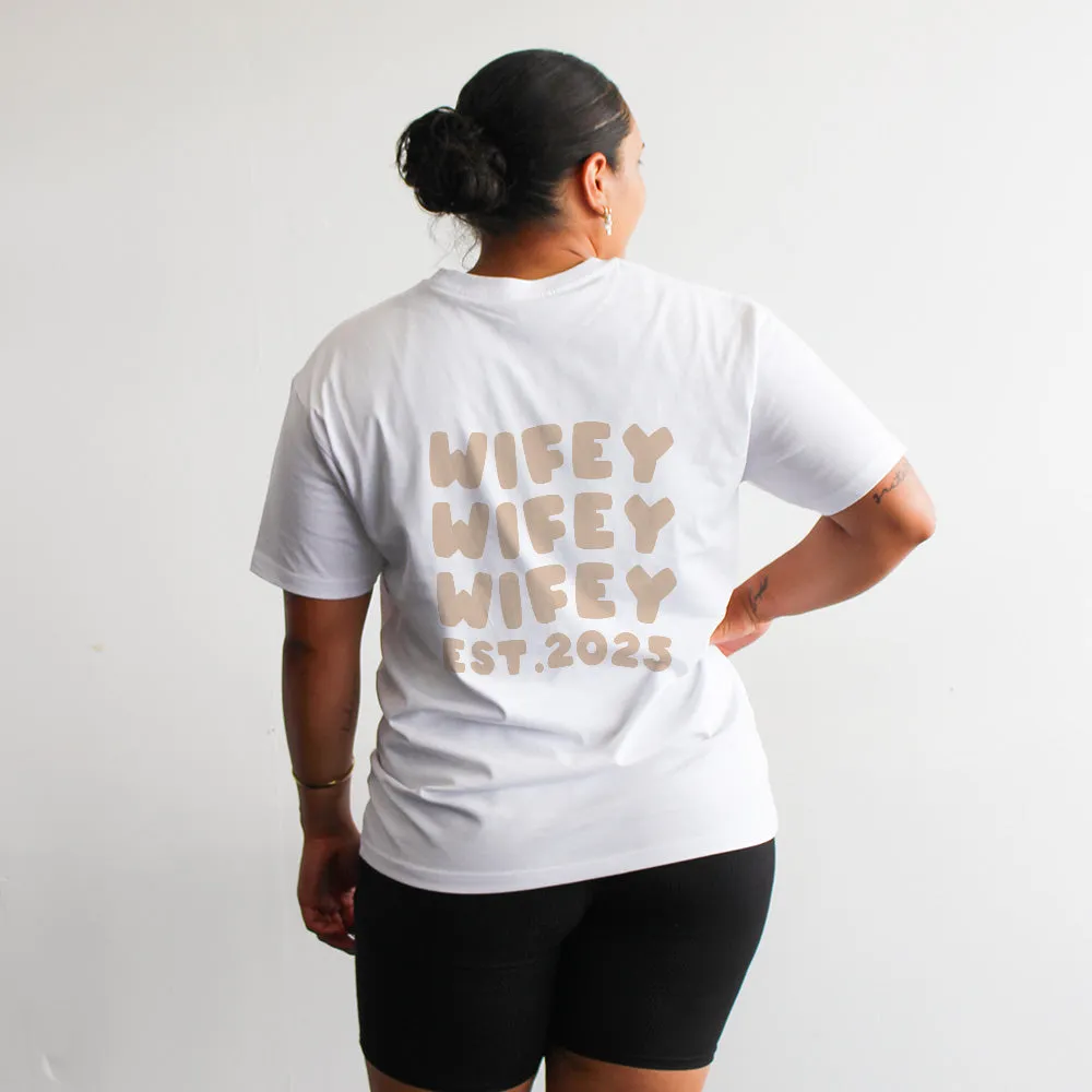 Wifey Tee | Beige on White