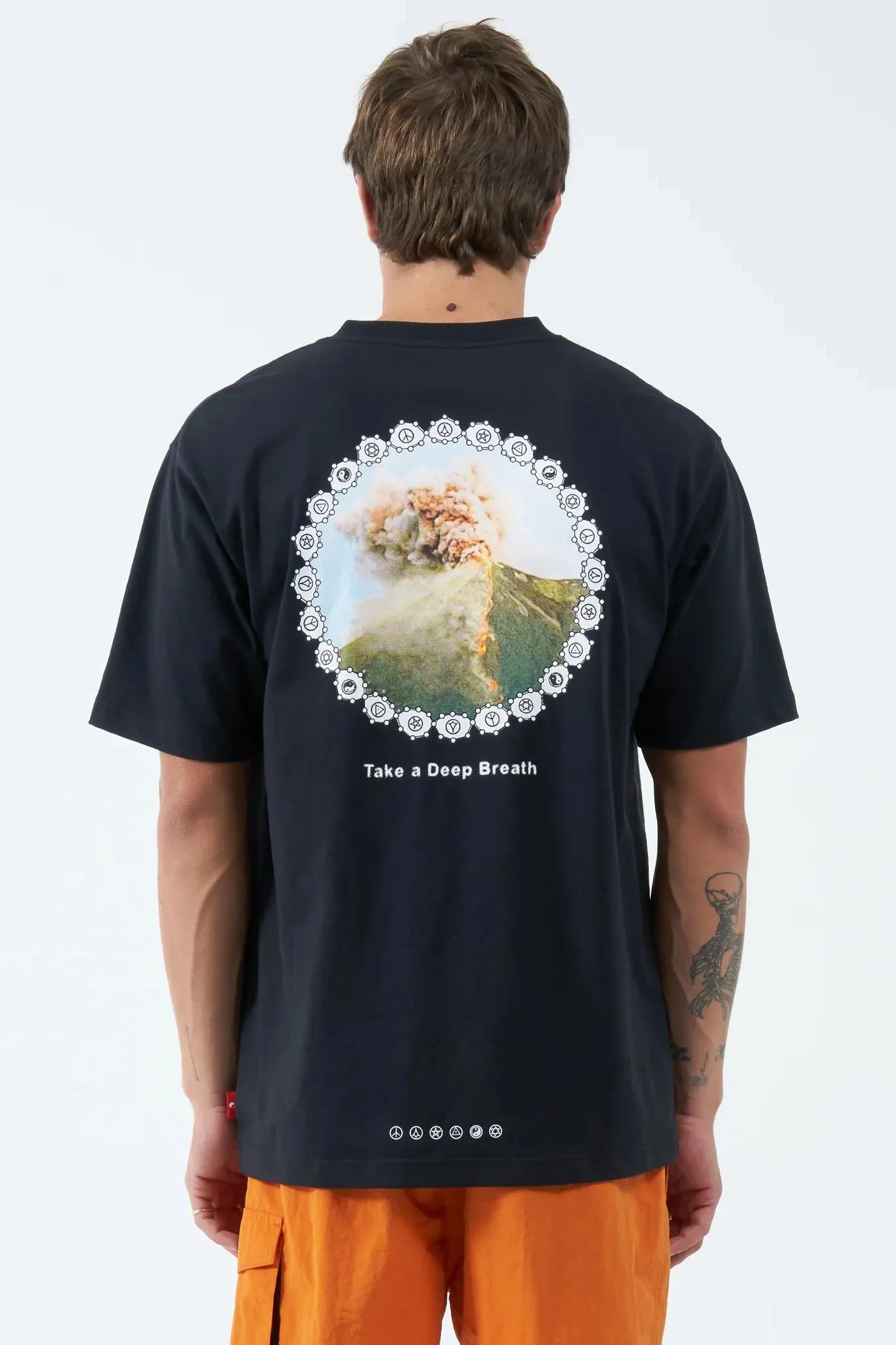WORSHIP SUPPLIES PERIODIC TEE - WORN BLACK
